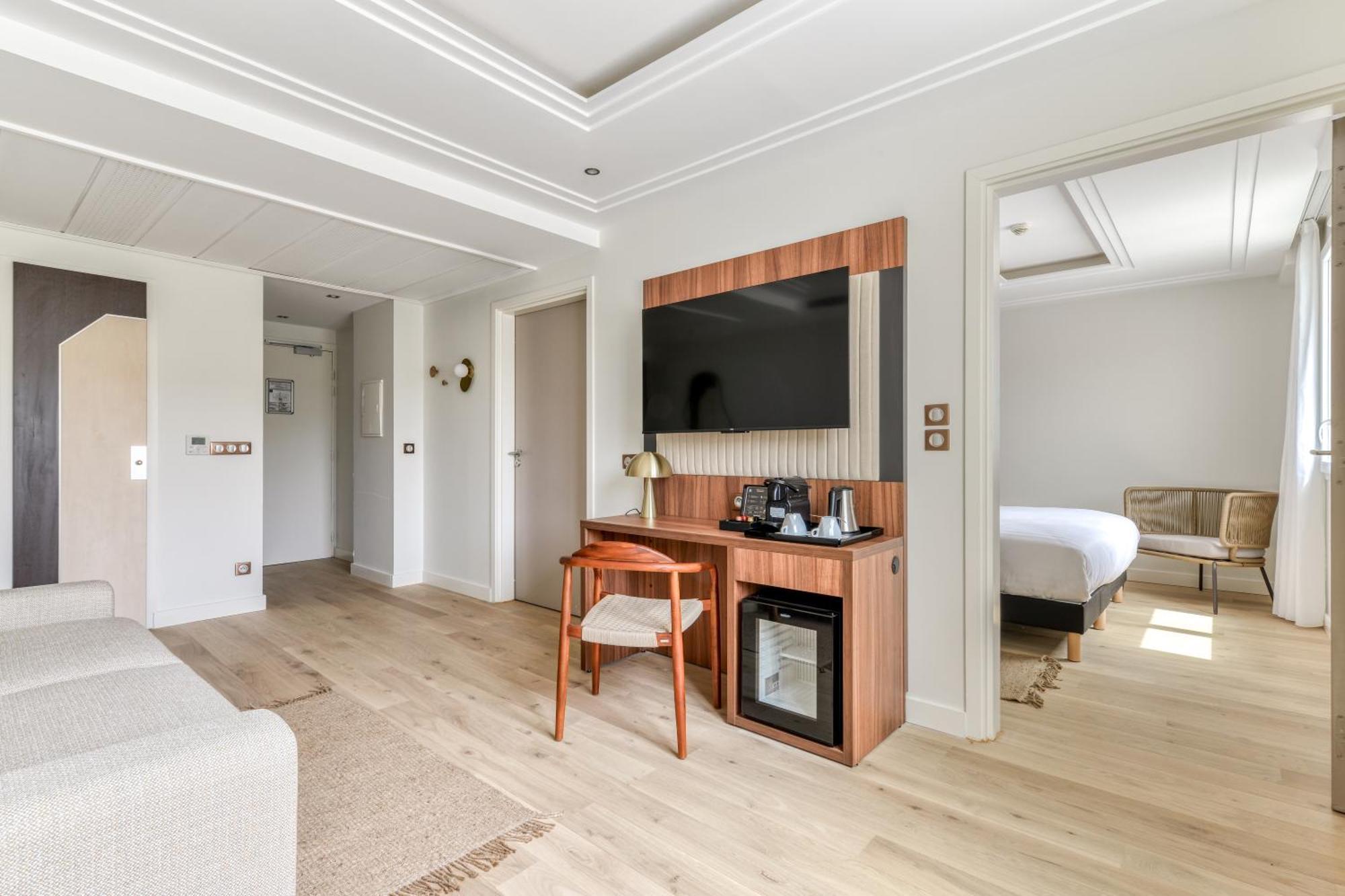 Zenitude Hotel La Valadiere, Ascend Hotel Collection Juvignac Exterior photo
