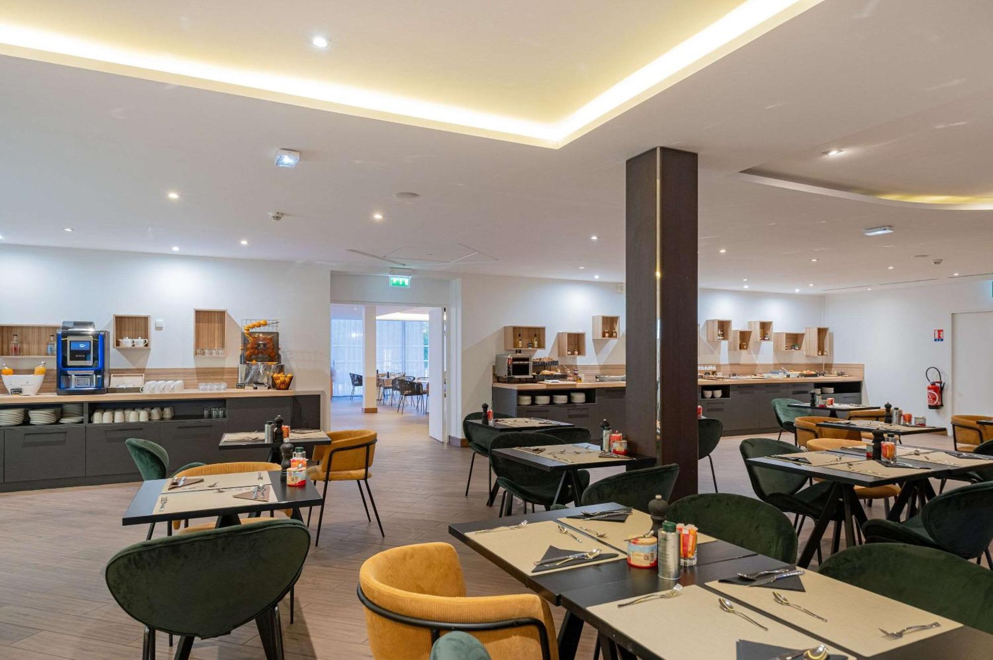Zenitude Hotel La Valadiere, Ascend Hotel Collection Juvignac Exterior photo