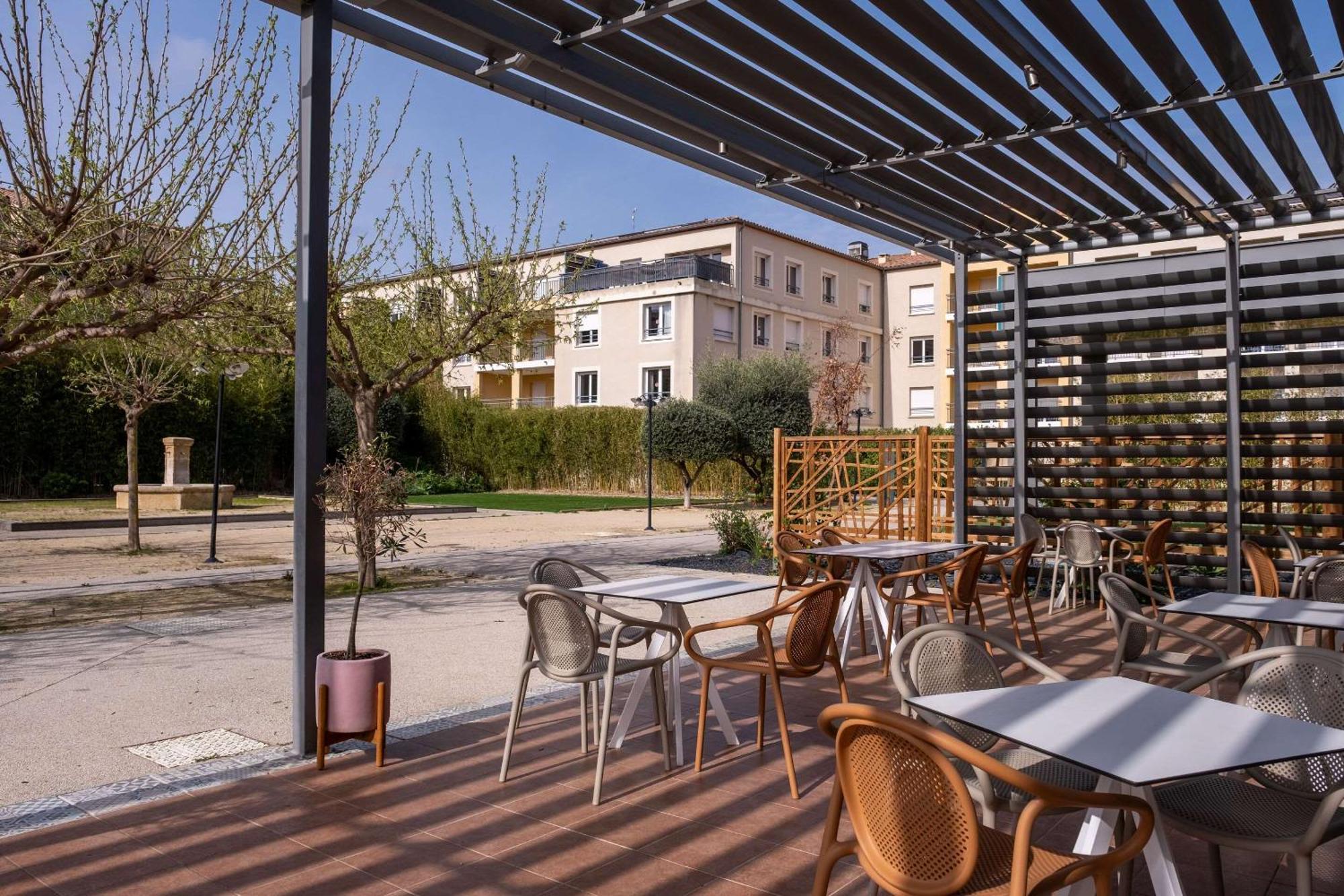 Zenitude Hotel La Valadiere, Ascend Hotel Collection Juvignac Exterior photo
